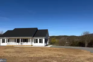 152 Fisher Ln, Moorefield, WV 26836 - Photo 3