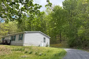 216 Walnut Dr, Moorefield, WV 26836 - Photo 1