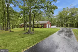 435 Summit Dr, Moorefield, WV 26836 - Photo 3