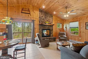 324 Mountaintop Dr, Mathias, WV 26812 - Photo 9