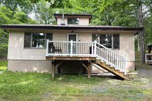 251 Riffey Mountain Ln, Mathias, WV 26812 - Photo 1