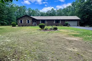 544 Summit Dr, Moorefield, WV 26836 - Photo 1