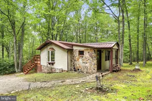 12 Little Rdg Cir, Mathias, WV 26812 - Photo 9