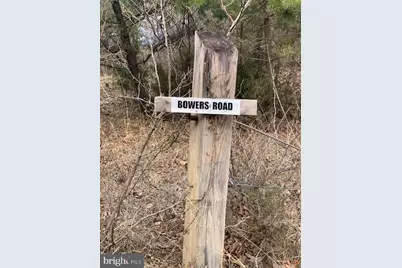 89 Bowers, Paw Paw, WV 25434 - Photo 15