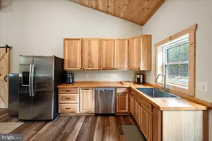 1110 Reymann Dr, Yellow Spring, WV 26865 - Photo 19