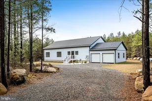 1110 Reymann Dr, Yellow Spring, WV 26865 - Photo 3