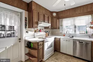 195 W Gravel Ln, Romney, WV 26757 - Photo 9