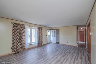 15462 Jersey Mountain Rd, Levels, WV 25431 - Photo 13