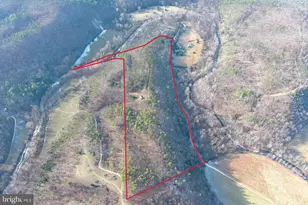 320 Cowgill Ln, Paw Paw, WV 25434 - Photo 7