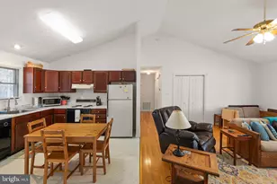 320 Cowgill Ln, Paw Paw, WV 25434 - Photo 31