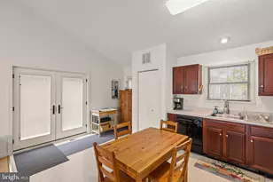 320 Cowgill Ln, Paw Paw, WV 25434 - Photo 35