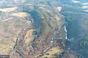 320 Cowgill Ln, Paw Paw, WV 25434 - Photo 89