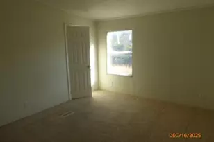 183 Sherman Dr, Augusta, WV 26704 - Photo 9