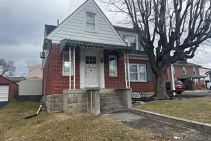 405 W Main St, Romney, WV 26757 - Photo 3