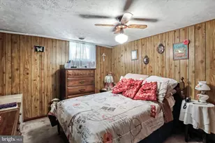 146 Miracle Dr, Springfield, WV 26763 - Photo 11