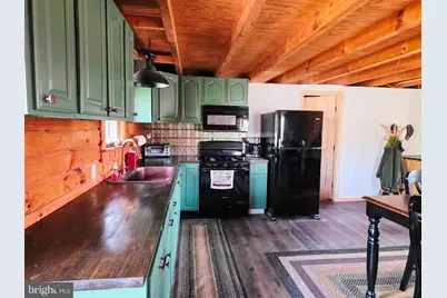 4605 Critton Owl Hollow Road, Paw Paw, WV 25434 - Photo 9