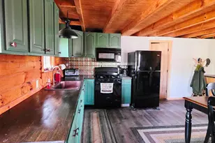 4605 Critton-Owl Hollow Rd, Paw Paw, WV 25434 - Photo 9