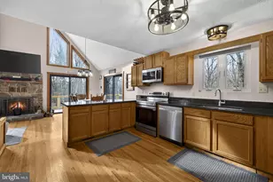 2368 Crossings View Rd, Paw Paw, WV 25434 - Photo 13