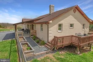 470 Brill Ln, Augusta, WV 26704 - Photo 5