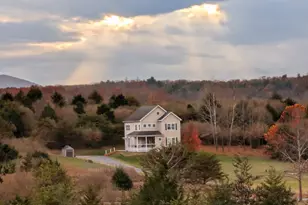 345 Paso Fino Dr, Augusta, WV 26704 - Photo 1