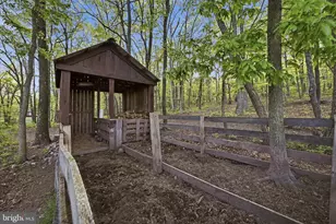 330 Sideling Mtn Dr, Slanesville, WV 25444 - Photo 89