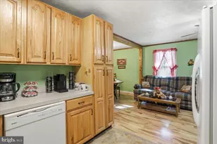 25 Fox Craft Ct, Green Spring, WV 26722 - Photo 13