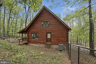 355 Hemlock Ct, Paw Paw, WV 25434 - Photo 7