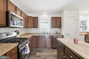 10815 Delray Rd, Delray, WV 26714 - Photo 7