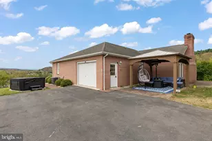 106 Waterview Dr, Capon Bridge, WV 26711 - Photo 11