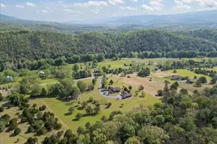 1054 River Bend Dr, Paw Paw, WV 25434 - Photo 7