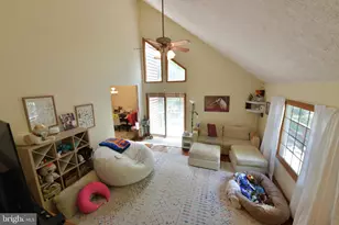 945 White Oak Trail, Paw Paw, WV 25434 - Photo 7