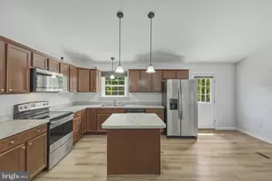 141 Hampshire House Dr, Yellow Spring, WV 26865 - Photo 7