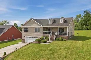 178 Autumn Dr, Romney, WV 26757 - Photo 3