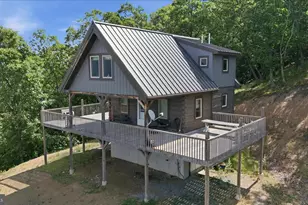757 Brocket Dr, Springfield, WV 26763 - Photo 1