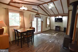 586 Cardinal View Rd, Paw Paw, WV 25434 - Photo 13