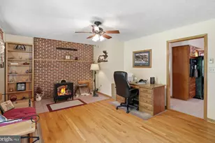 6180 Slanesville Pike Rd, Points, WV 25437 - Photo 7