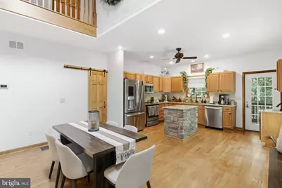 370 Hemlock Court, Paw Paw, WV 25434 - Photo 11