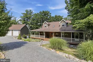 370 Hemlock Ct, Paw Paw, WV 25434 - Photo 1