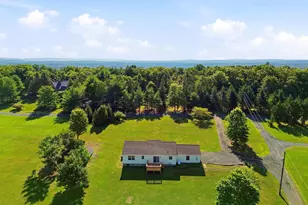 312 Fruit Orchard Dr, Capon Bridge, WV 26711 - Photo 39
