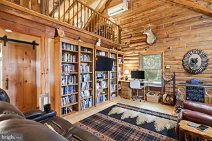 106 Britneys Ln, Paw Paw, WV 25434 - Photo 5