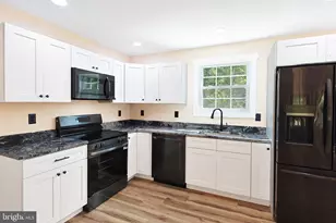 123 West Parker Dr, Augusta, WV 26704 - Photo 11