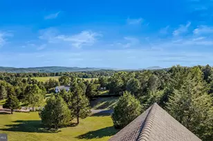 112 Monument Dr, Paw Paw, WV 25434 - Photo 45
