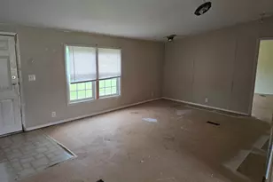 305 N River Run Blvd, Delray, WV 26714 - Photo 19