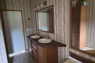 305 N River Run Blvd, Delray, WV 26714 - Photo 25