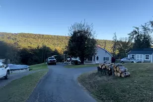 1614 Greenspring Valley Rd, Green Spring, WV 26722 - Photo 3