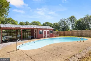 85 Keala Ct, Charles Town, WV 25414 - Photo 3