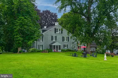 417 E Washington Street, Charles Town, WV 25414 - Photo 17