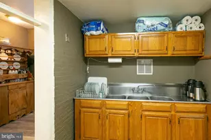 417 E Washington St, Charles Town, WV 25414 - Photo 59