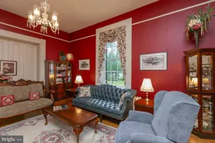 417 E Washington St, Charles Town, WV 25414 - Photo 39