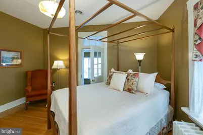 417 E Washington Street, Charles Town, WV 25414 - Photo 85